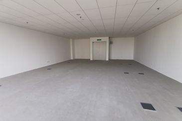 Menara EcoWorld (The Stride Strata Office @ BBCC)