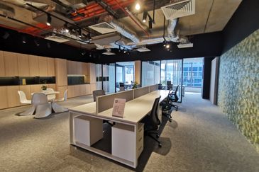 Menara EcoWorld (The Stride Strata Office @ BBCC)