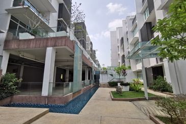 Kenny Hills Residence