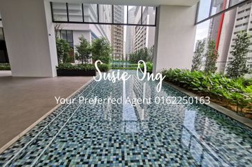 Aria Luxury Residence