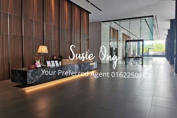 Aria Luxury Residence