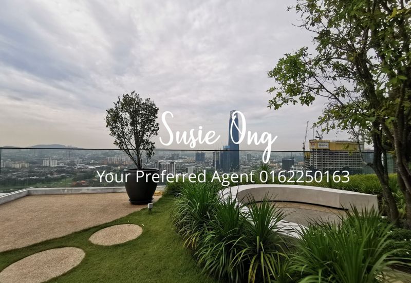 Aria Luxury Residence