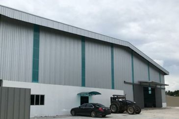 Freehold Warehouse at Kapar Klang For Sale