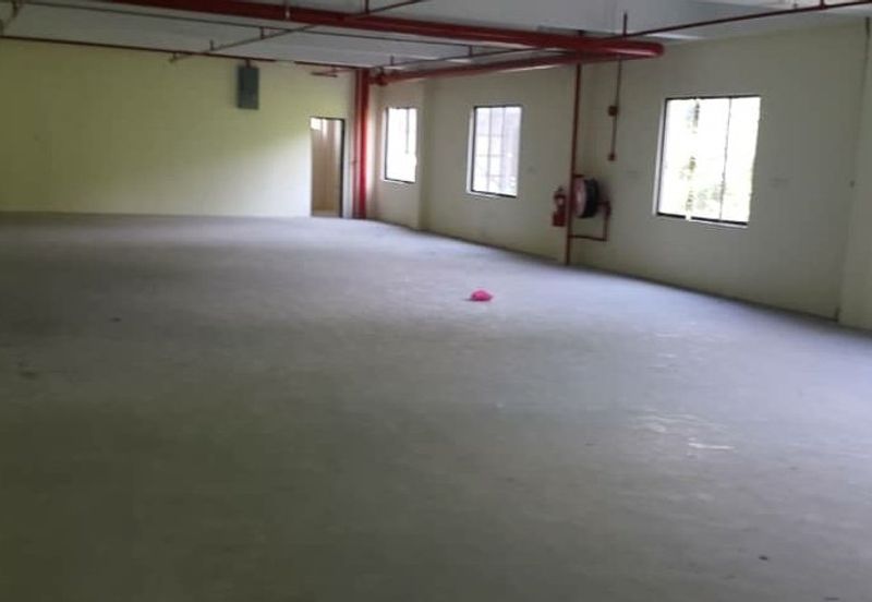 Bungalow Factory Puncak alam brand new for sale!! 