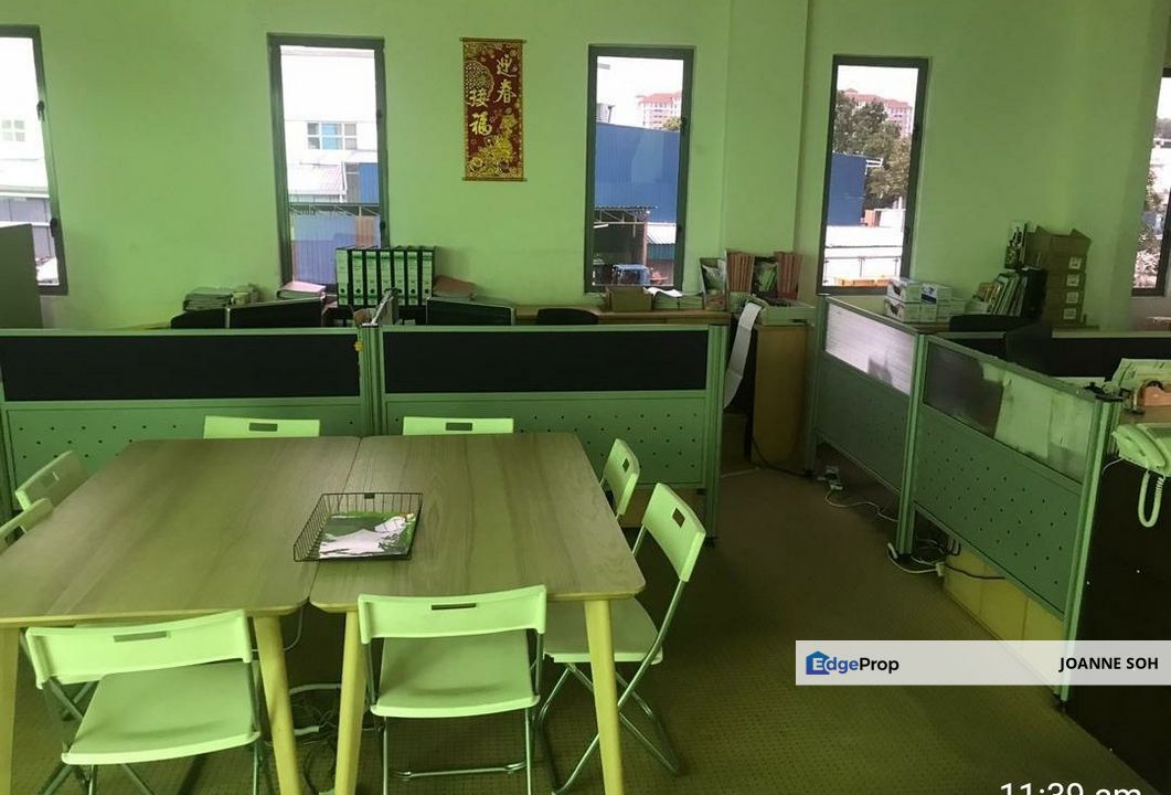 Factory 3.5storey Freehold at Puchong, Selangor, Puchong