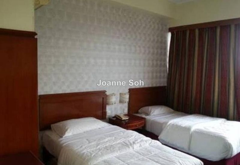 Klang Commercial Land 2acres Freehold with buildin