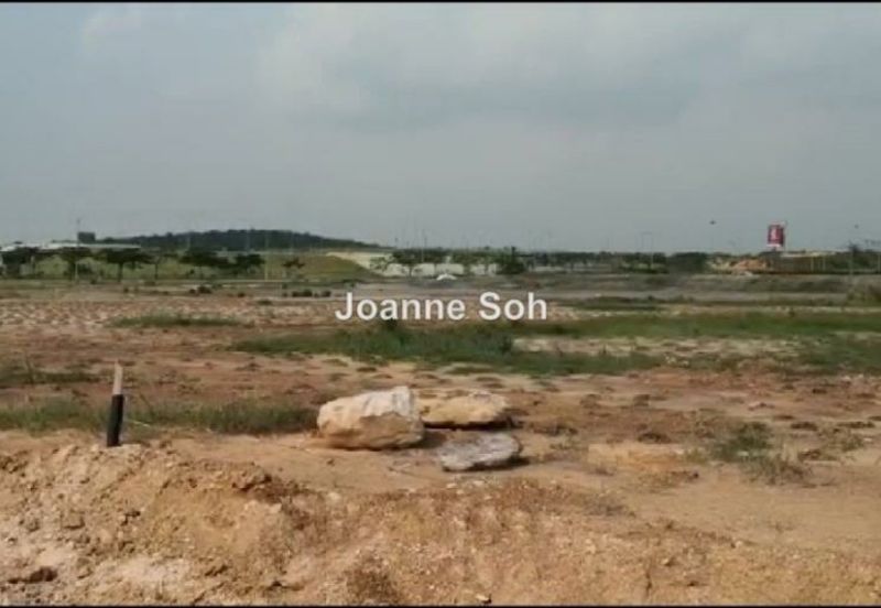 Agri Land industrial zoning at Sepang For Sale!