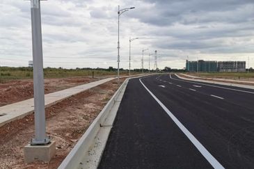 Agri Land industrial zoning at Sepang For Sale!