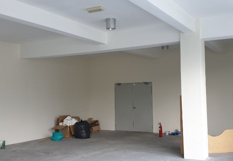 Balakong,Seri Kembangan warehouse for sale!