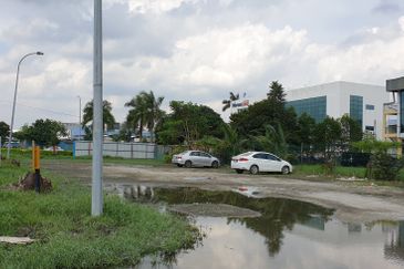 Agri land 5.012acres at Klang Meru For Sale!!