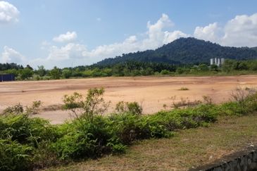 Seremban Agri land in Commercial Zoning For Sale 