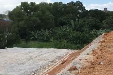 Commercial land at Shah Alam For Sale!!