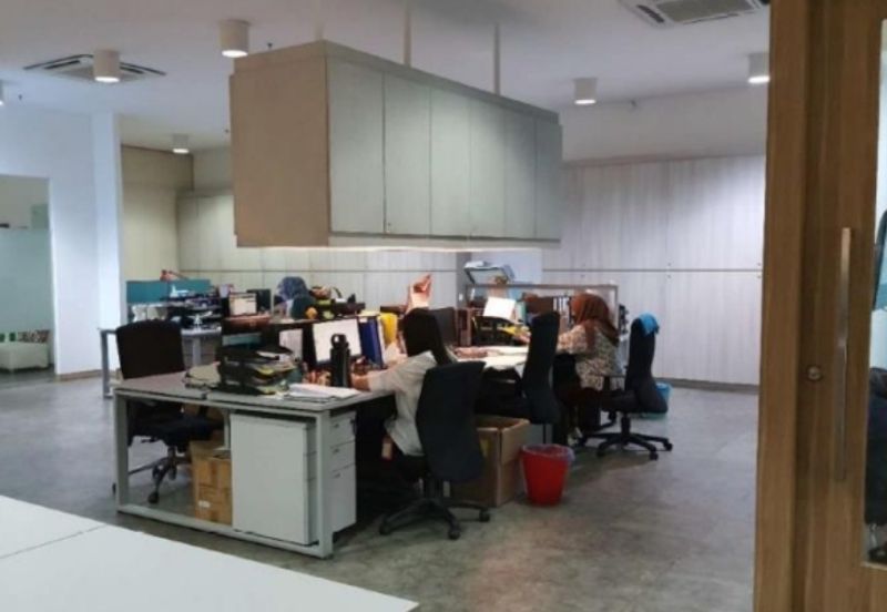 Grade A office with modern resort design at PJ for sale!!