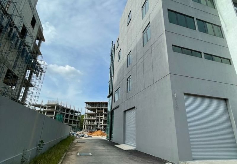 Brand New Semi D Factory at Glenmarie Freehold For Sale