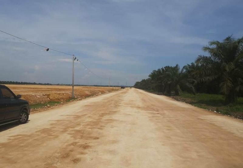 Freehold Klang facing road Industry Land For Sale!!