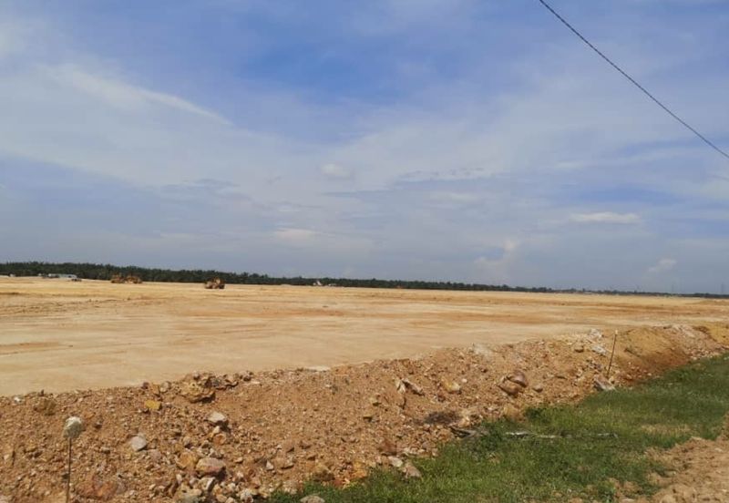 Klang facing road Industry Land Freehold For Sale!!