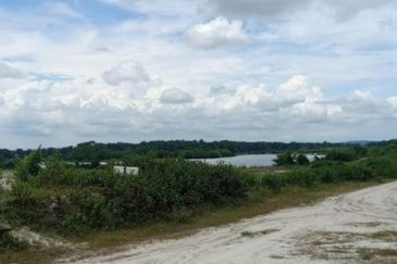 kampar perak agri land 95.11acres for sale!