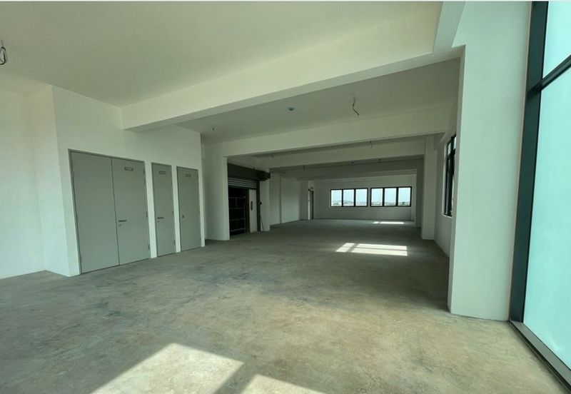 Glenmarie Brand new Semi D Factory Freehold For Sale