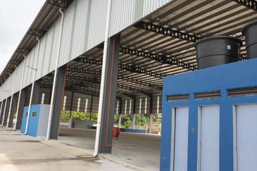 Selangor Warehouse Sungai buluh New Completed with CCC Sale
