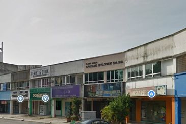 Fully tenanted shop at Shah Alam Seksyen 7 For Sale!!