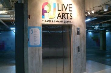 office retail enblock building at petaling jaya for sale