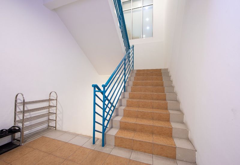 fully furnished Commercial Corporate Enblock office building near mrt3 at Bandar Sri damansara for sale