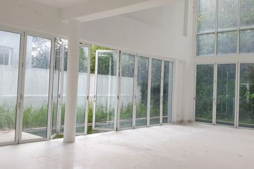 Sell under bank value Freehold Bungalow at Ulu Klang near KLCC 