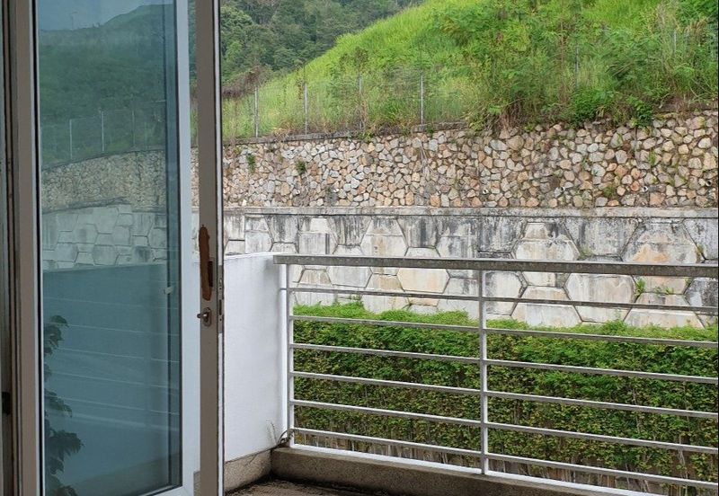 Sell under bank value Freehold Bungalow at Ulu Klang near KLCC 