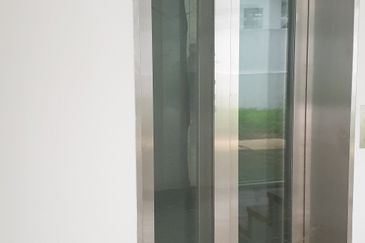 Sell under bank value Freehold Bungalow at Ulu Klang near KLCC 