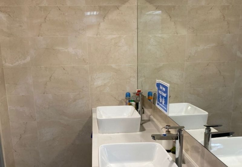 Freehold warehouse at Shah Alam For Sale!!