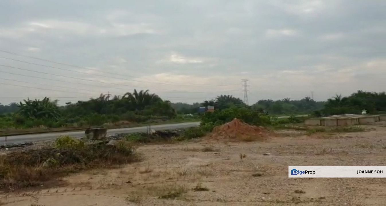 Agriculture land in industrial zoning land at Nilai for sale for Sale