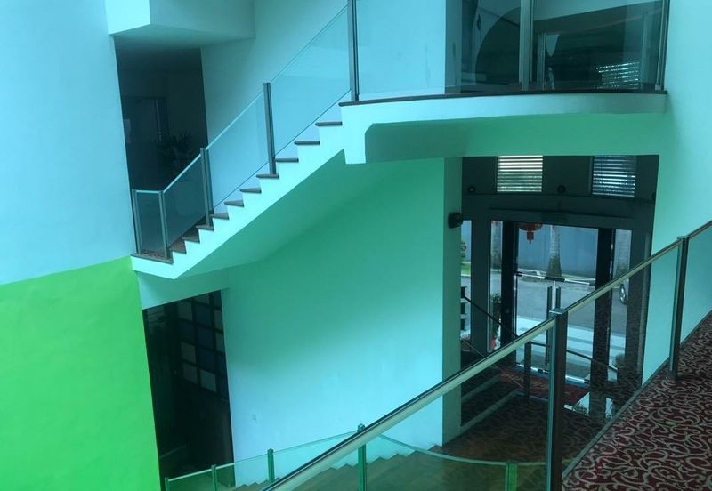 warehouse corporate enblock freehold 3.5storey Bungalow Factory at Puchong