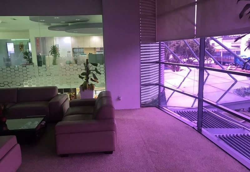 warehouse corporate enblock freehold 3.5storey Bungalow Factory at Puchong