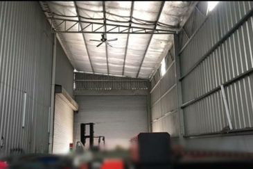 warehouse corporate enblock freehold 3.5storey Bungalow Factory at Puchong