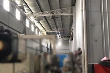 warehouse corporate enblock freehold 3.5storey Bungalow Factory at Puchong