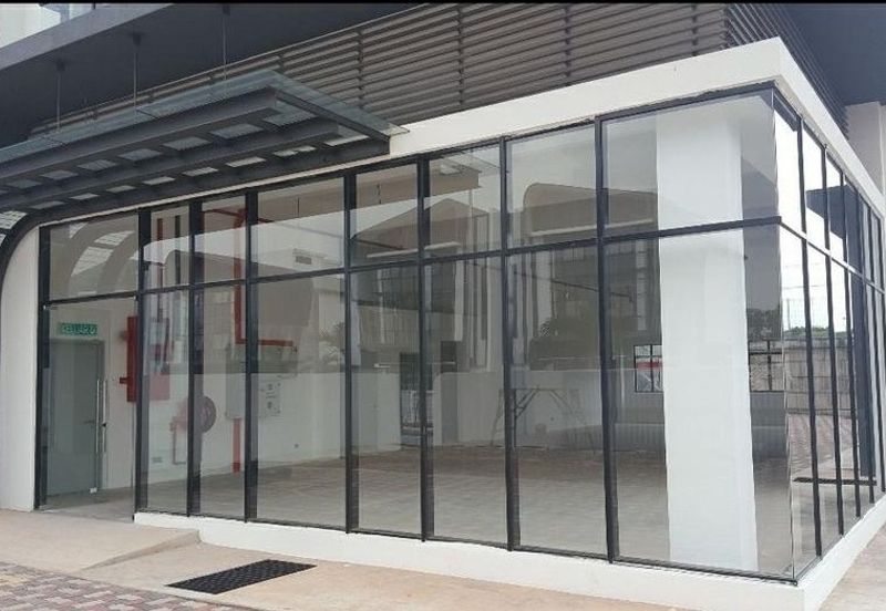 Semi d Freehold factory at Puchong for sale