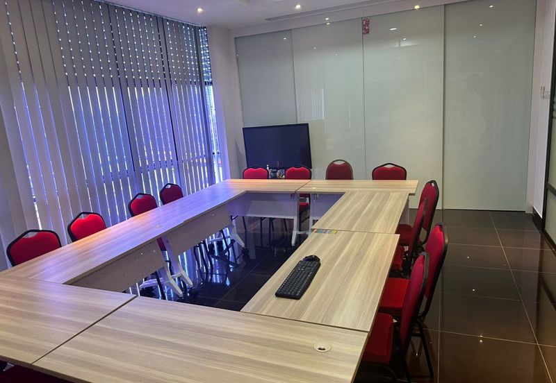 Semi d Freehold factory at Puchong for sale