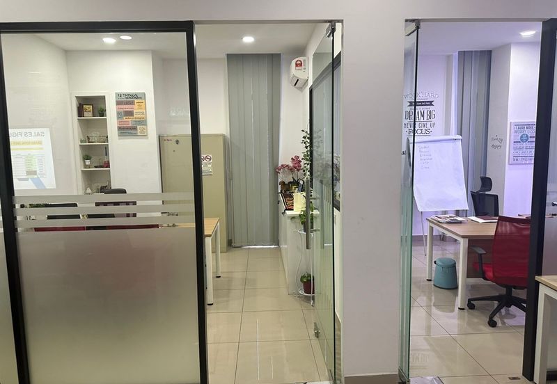 Semi d Freehold factory at Puchong for sale