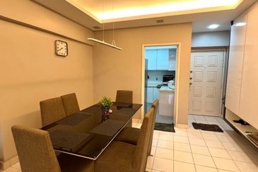 Anjung Hijau (Greenfield Apartment)