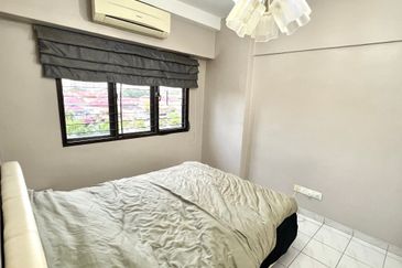 Anjung Hijau (Greenfield Apartment)