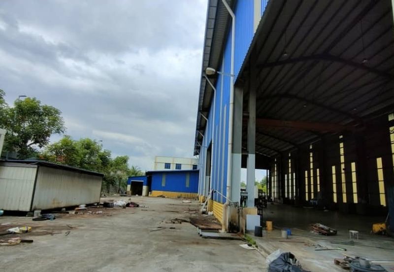 Freehold Warehouse at Nilai For Sale!!