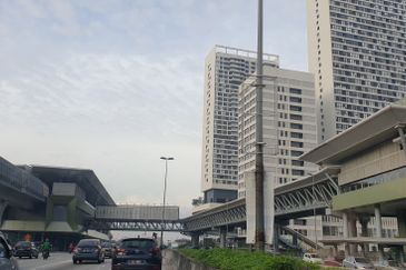 Commercial land at Sungai buluh for sale 