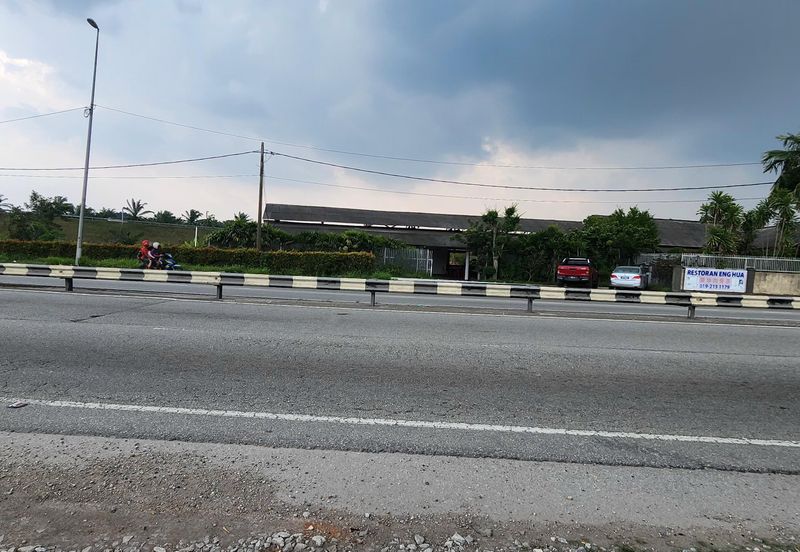 Telok panglima garang freehold commercial Land facing main road For Sale!!