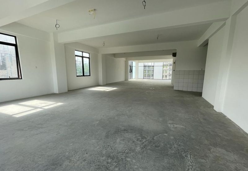 Cheras warehouse at Shamelin for sell !