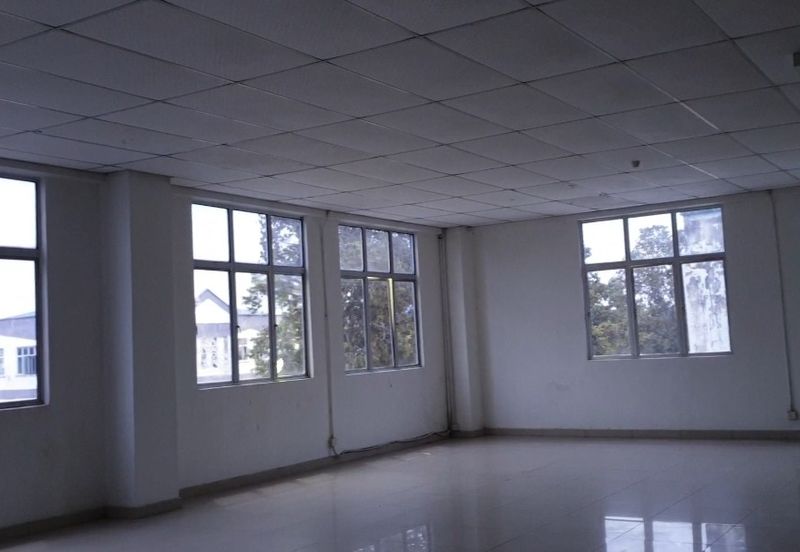 Klang Warehouse at Meru for sale