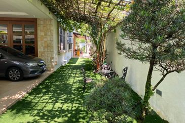 puchong bandar kinrara freehold bungalow for sale