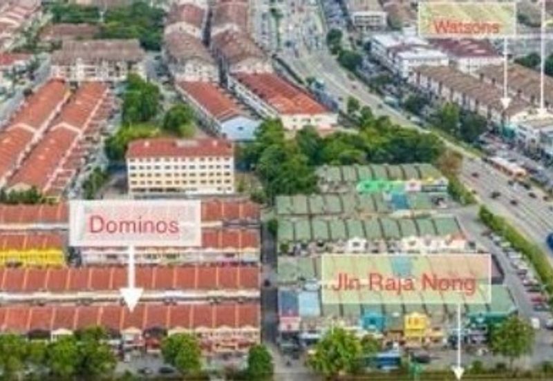 Commercial freehold land with 2 frontage at prime location for sale