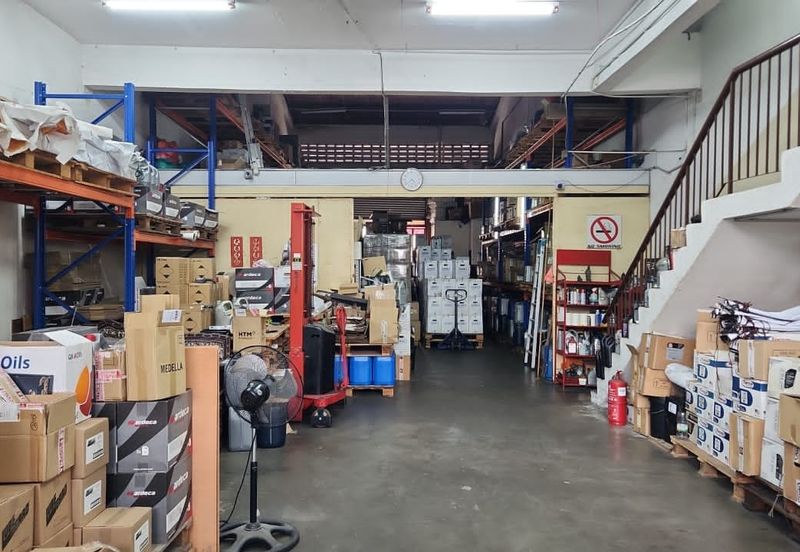 Bandar sri damansara link factory freehold Single storey at Bandar Sri Damansara for sale