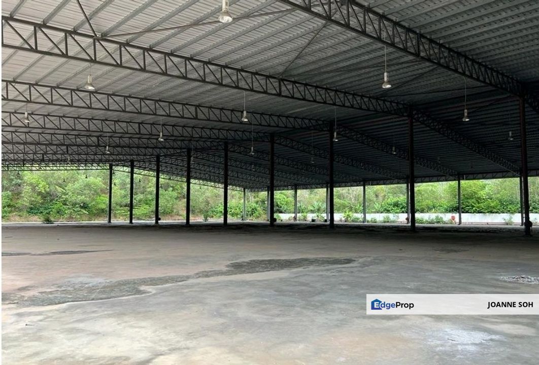 Beranang industrial park,semenyih warehouse sell with tenancy, Selangor, Semenyih