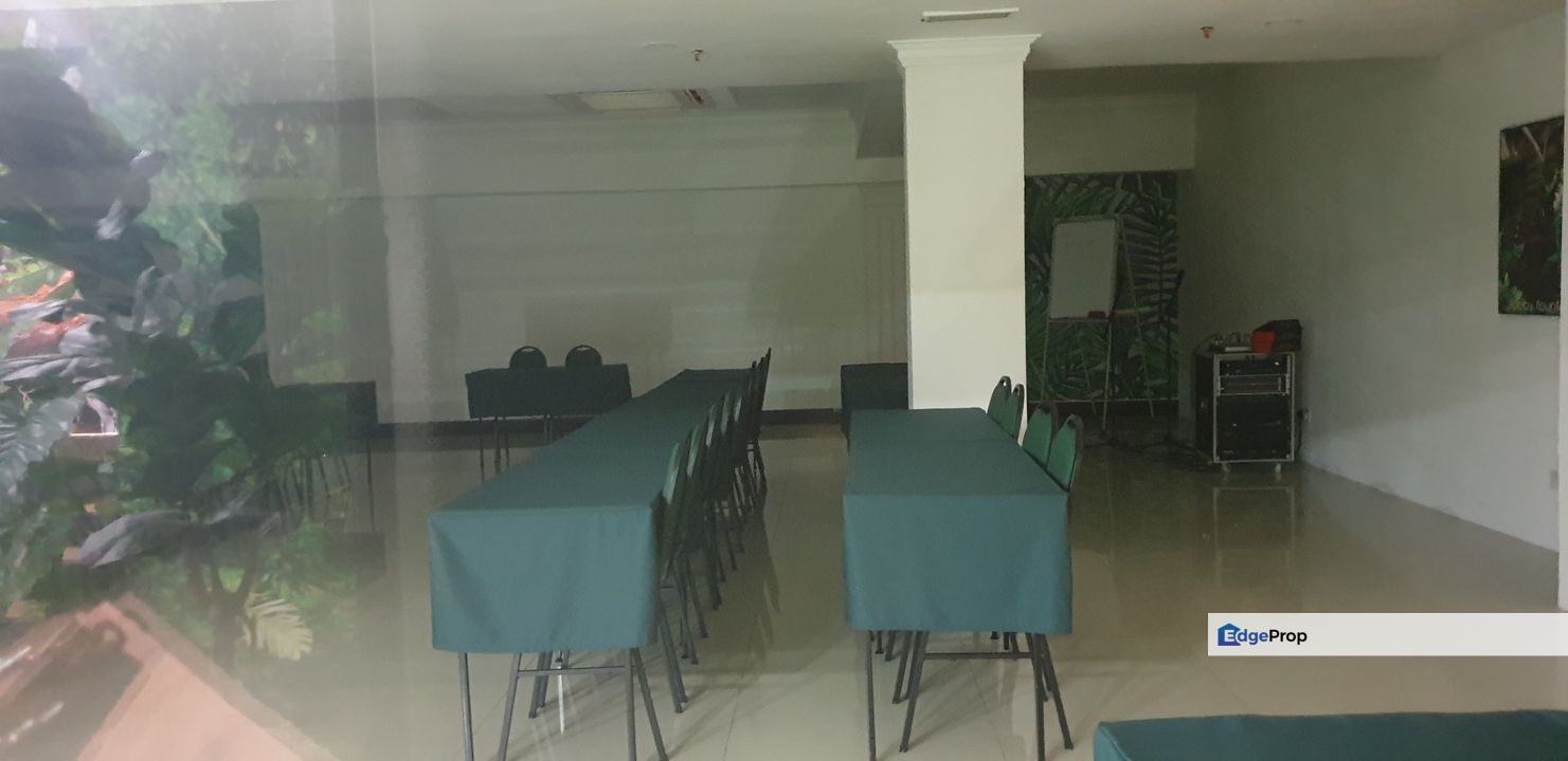 Pandan indah,ampang 7 storey 9 units of adjoining Commercial Building , Selangor, Ampang